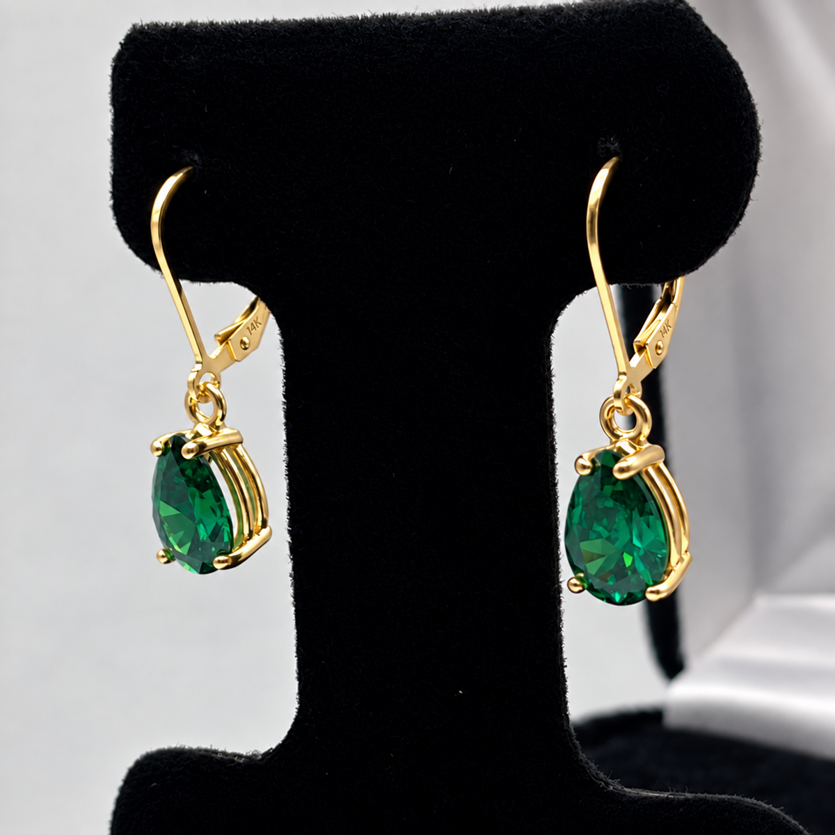 4ctw Pear Cut Emerald Drop Earrings | Solid Gold