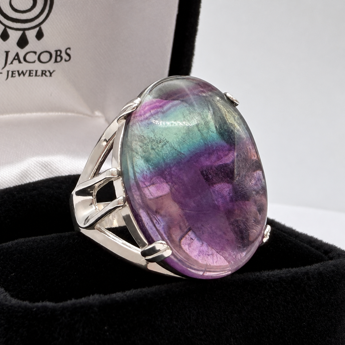 Massive fluorite Ring