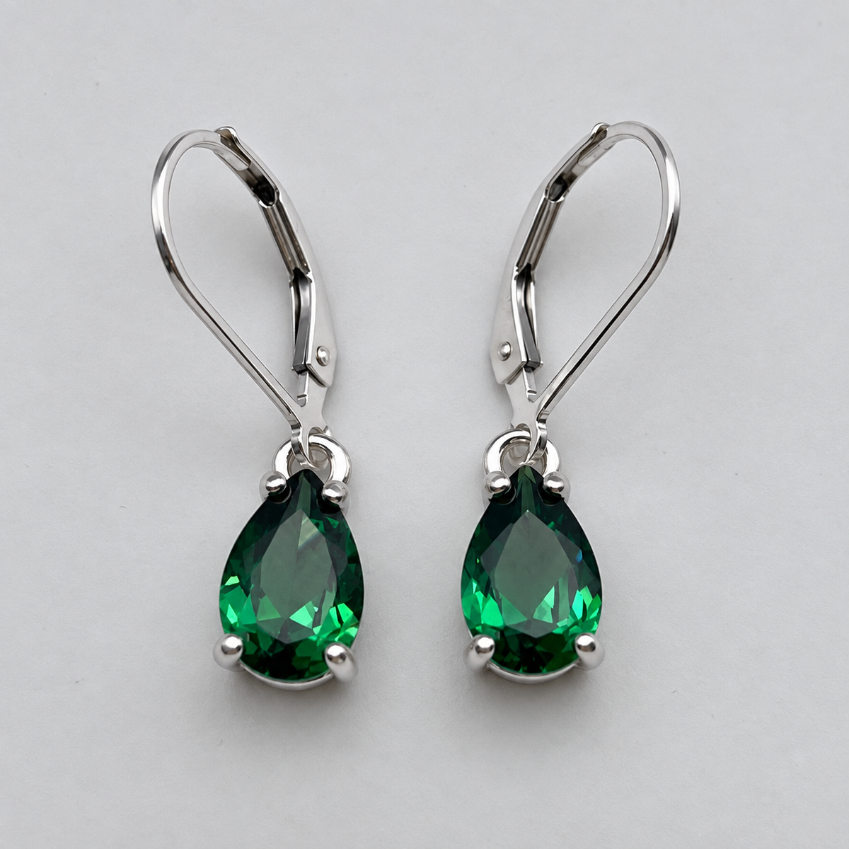 3ctw Pear Cut Emerald Drop Earrings | Solid Gold