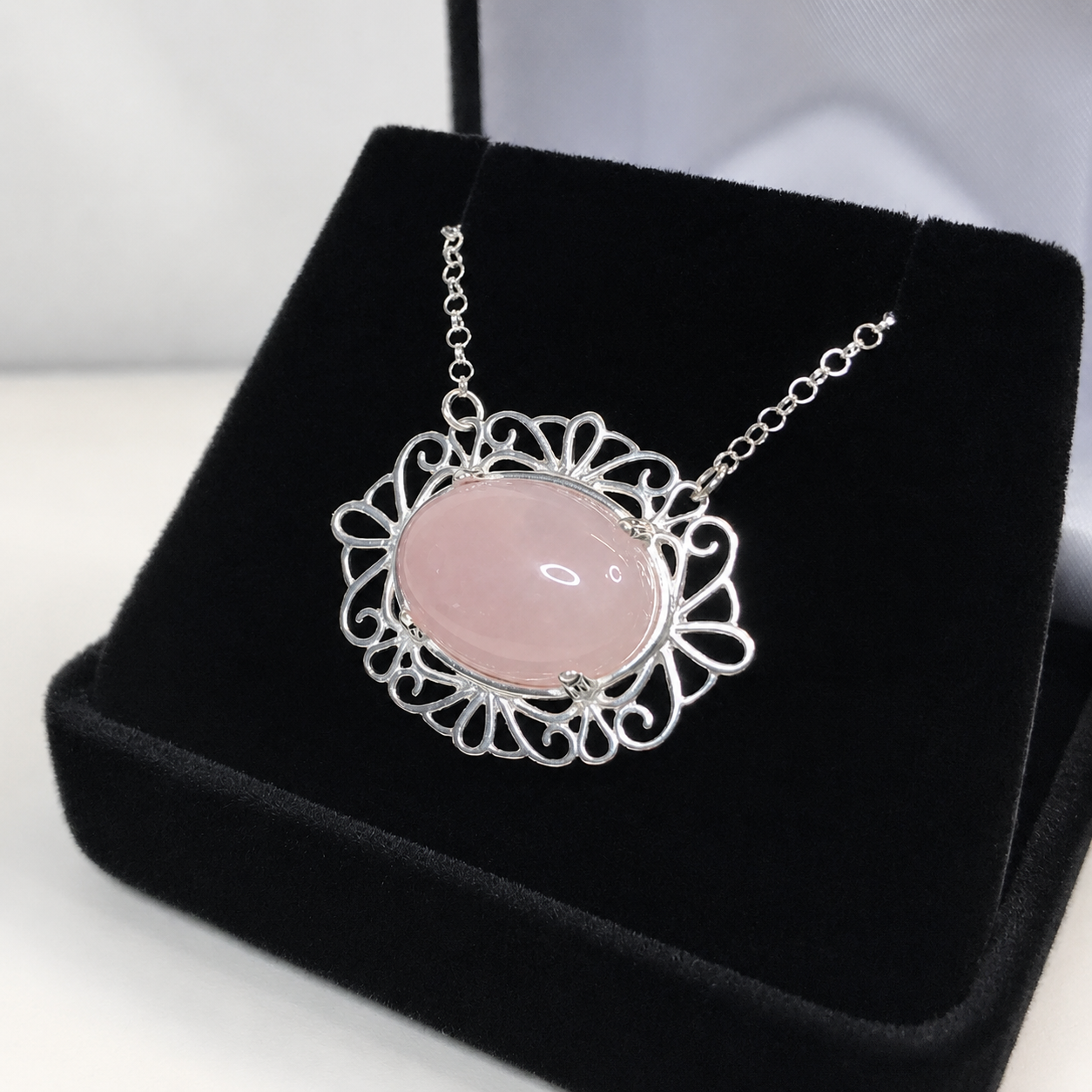 9CT Oval Cabochon Rose Quartz Festoon Pendant Necklace | Sterling Silver