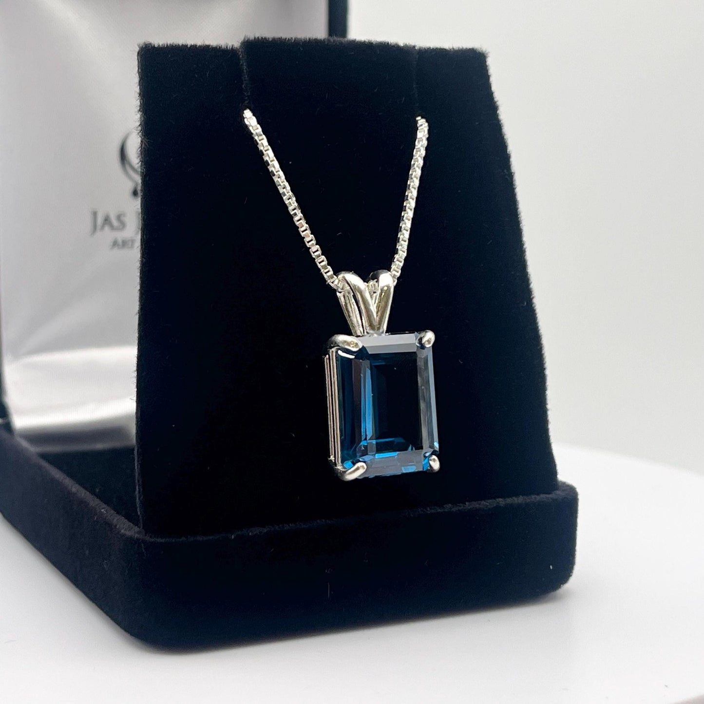 Beautiful 12ct London Blue Spinel Necklace Jewelry Gift London Blue Necklace Topaz Sim