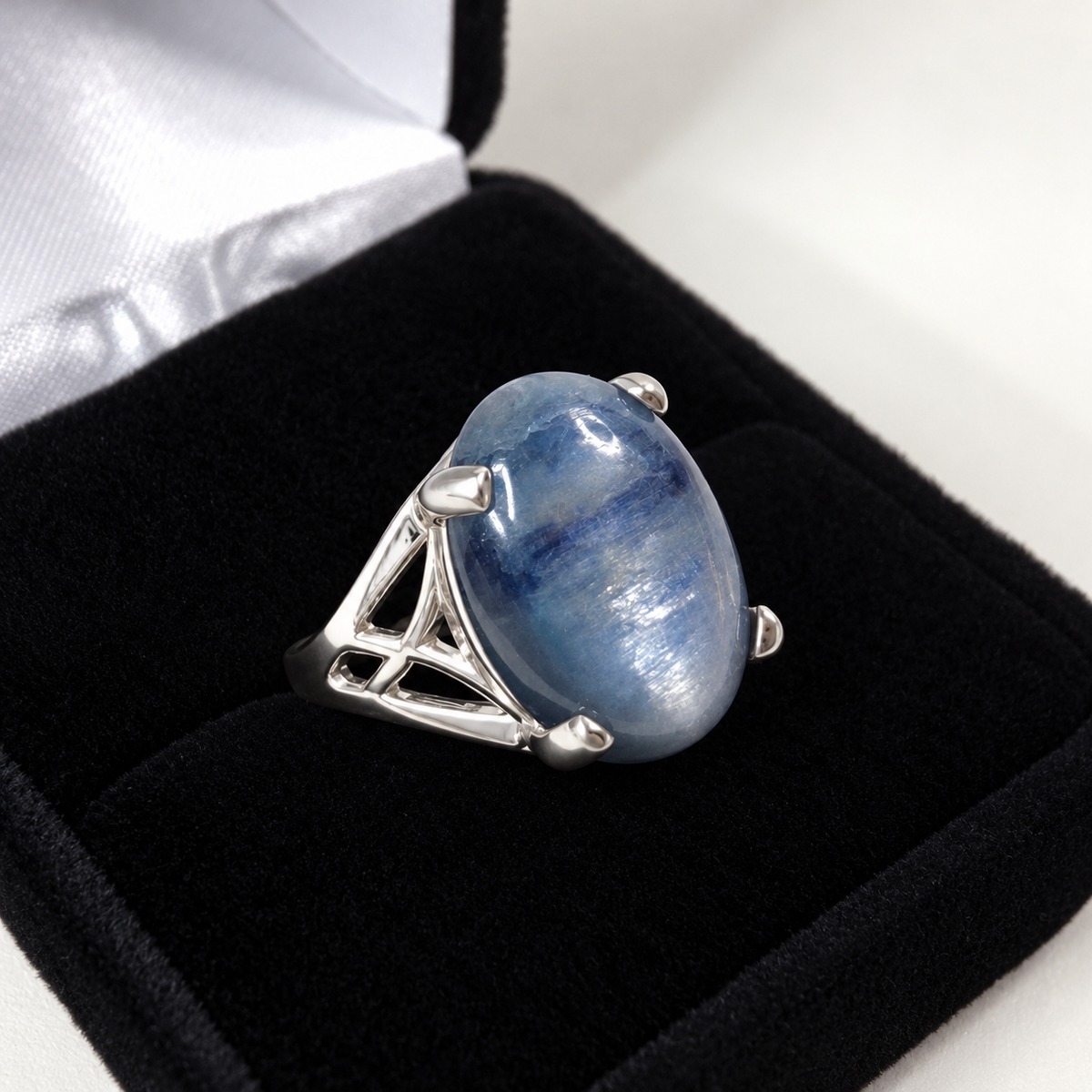 12ct Natural Blue Kyanite Ring – Oval Cabochon with Geometric Openwork Band