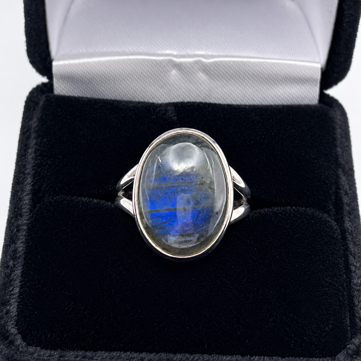 12ct Oval Labradorite Ring – Blue Flash Cabochon Statement Ring