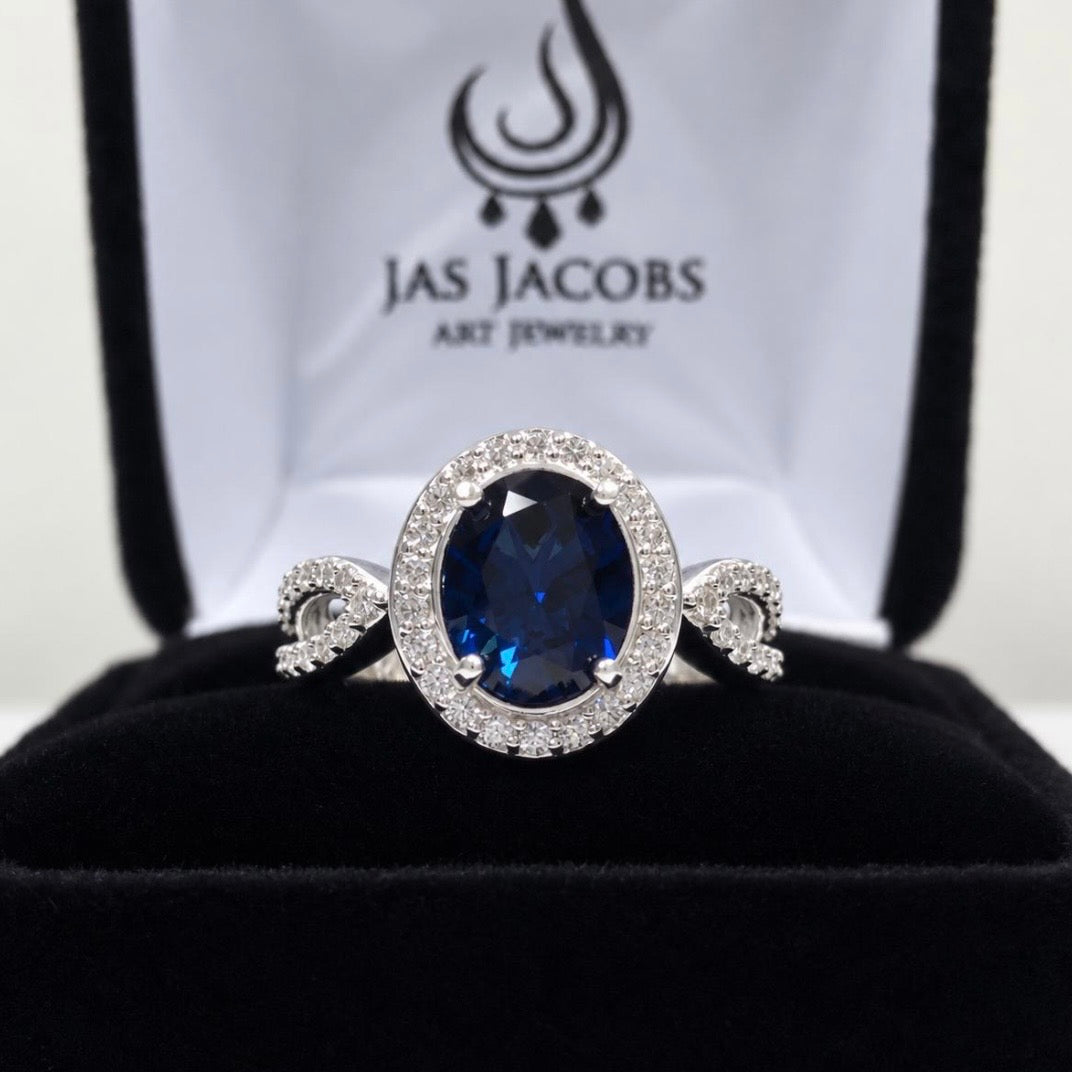 2.5ctw Sapphire infinity ring
