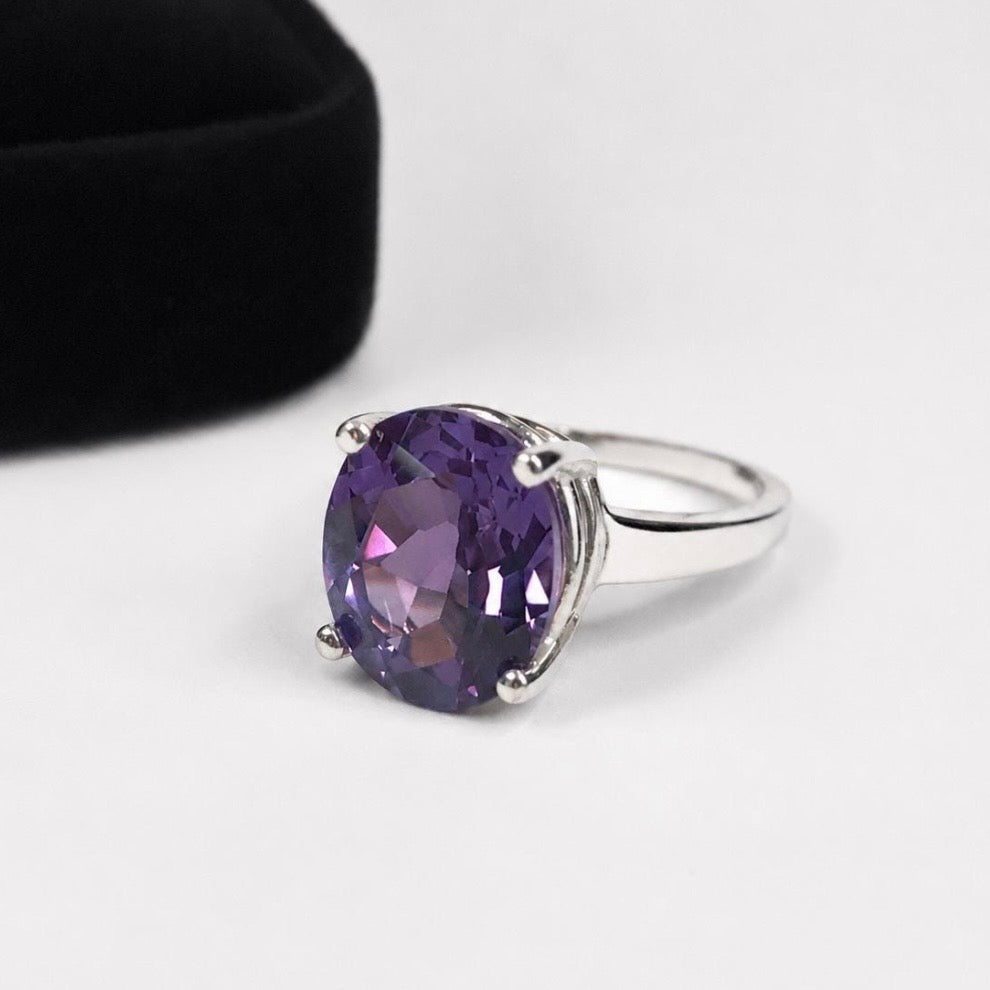 5ct Oval Color Change Alexandrite Sapphire Solitaire Ring
