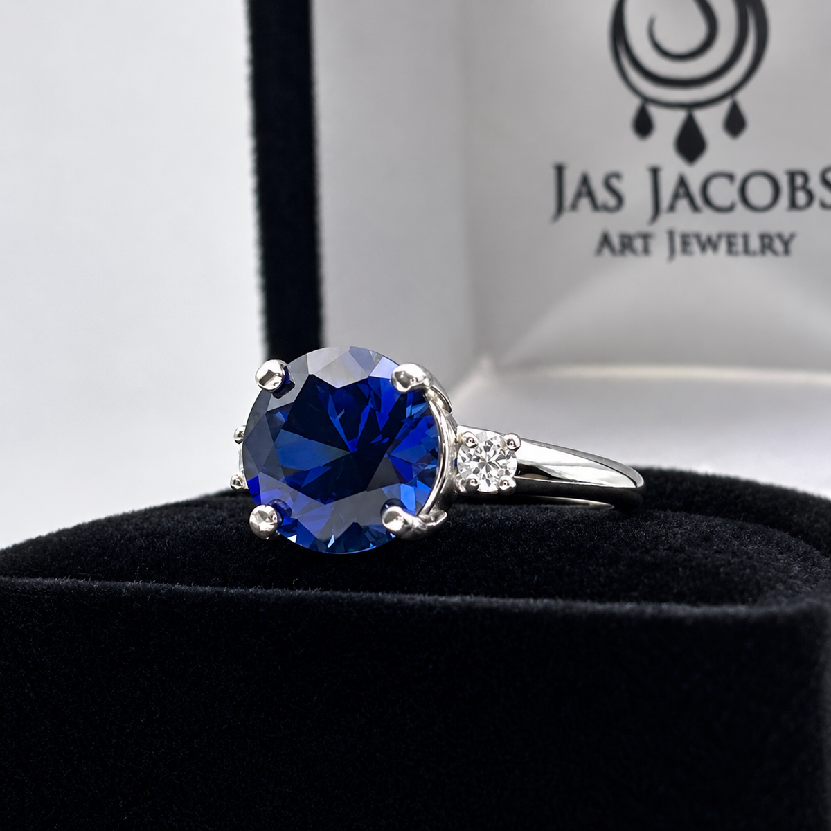 4.5ct Round Blue Sapphire & White Sapphire Statement Ring