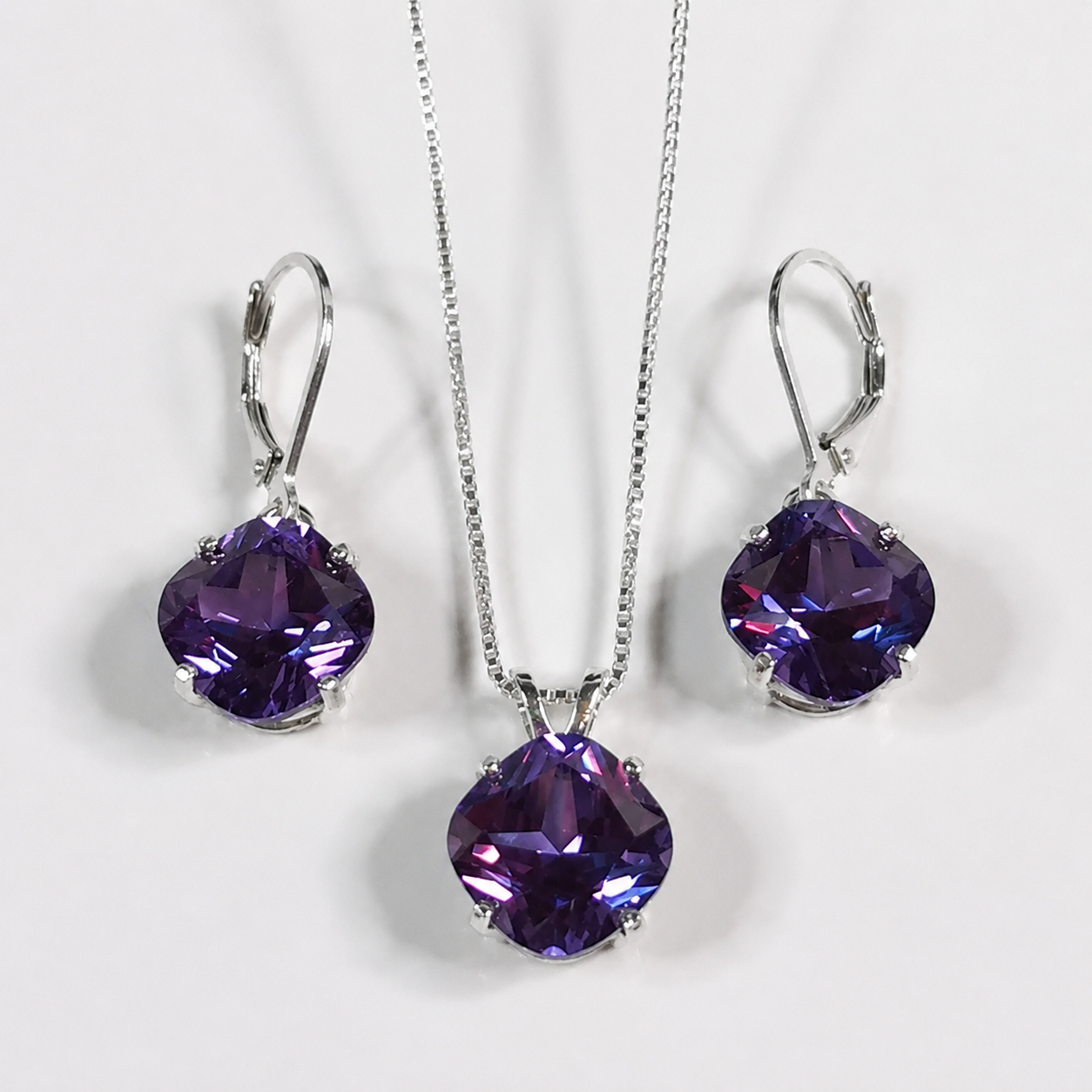 15ctw Cushion Cut Alexandrite Necklace & Earrings Set