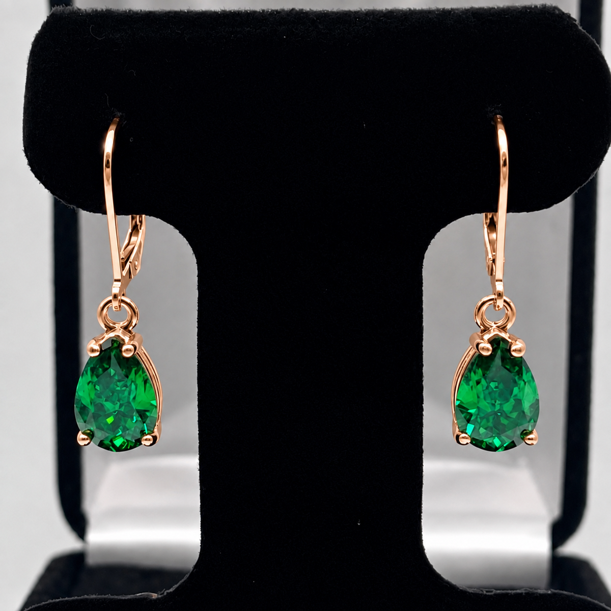 4ctw Pear Cut Emerald Drop Earrings | Solid Gold