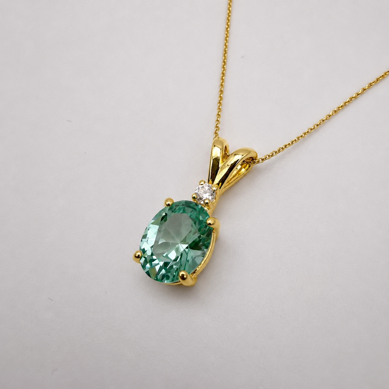 3ct Oval Mint Green Spinel & White Sapphire Pendant Necklace