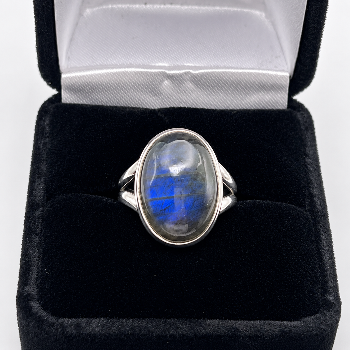 12ct Oval Labradorite Ring – Blue Flash Cabochon Statement Ring