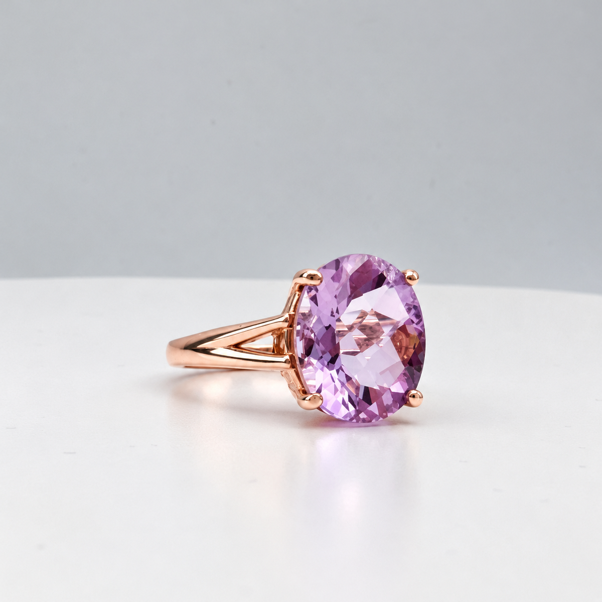 4.5ct Oval Rose de France Amethyst Ring in Solid Gold