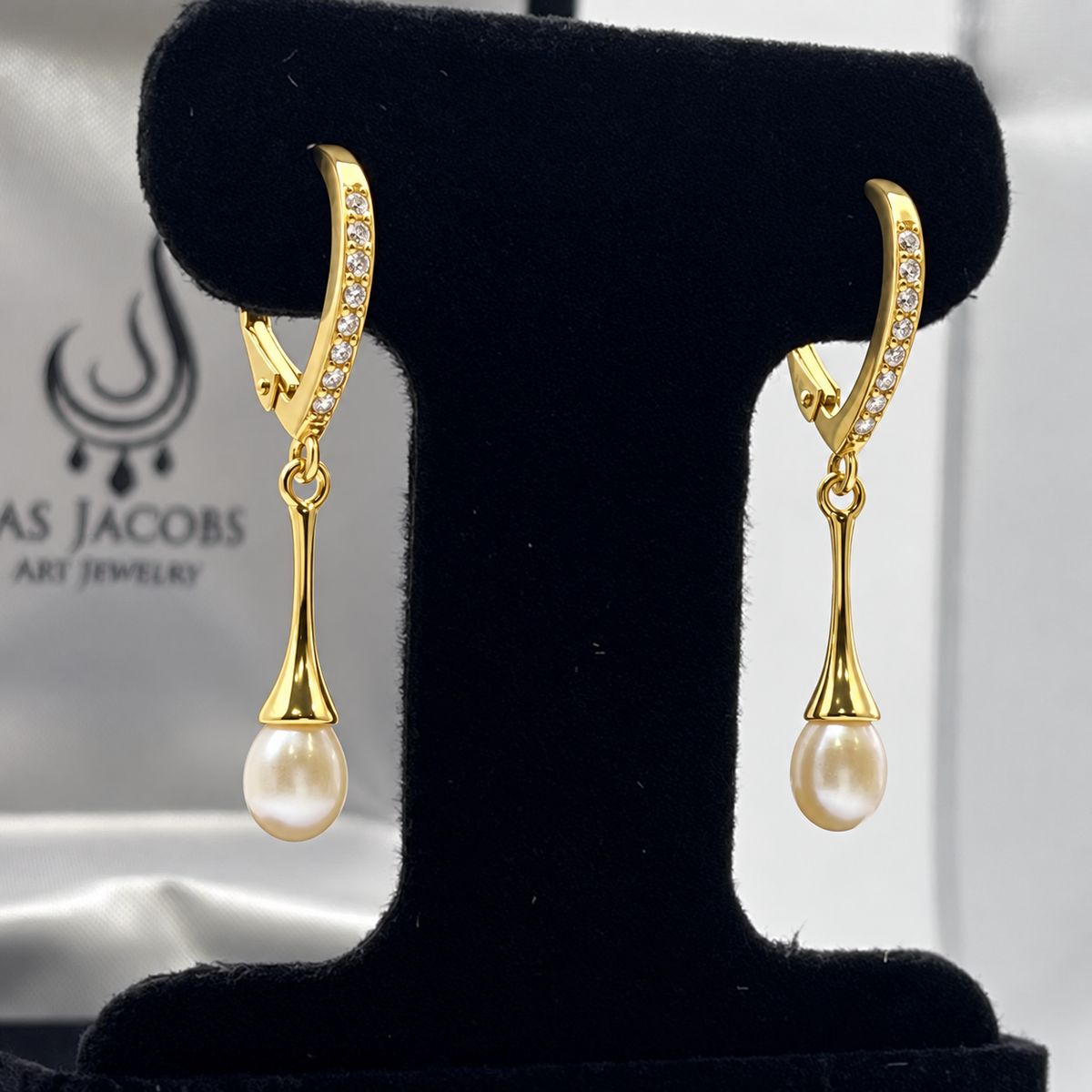 Pearl & Cubic Zirconia Fluted Dangle Earrings