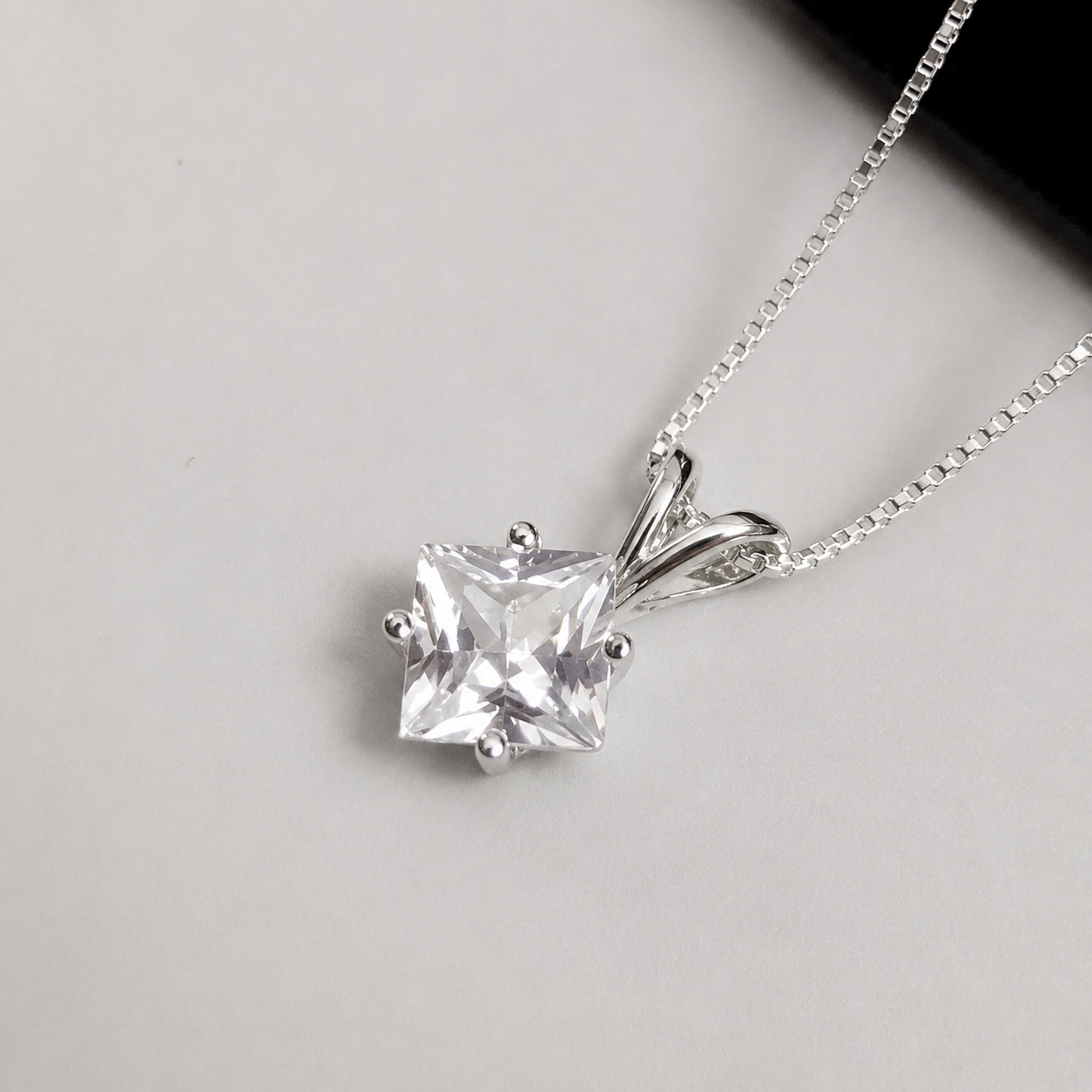 1.2 Ct Princess Cut White Sapphire Solitaire Pendant Necklace