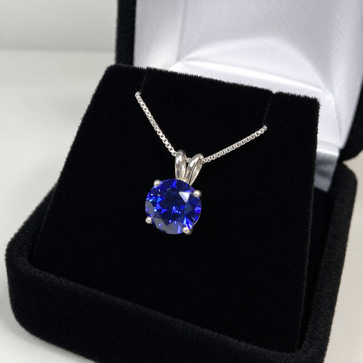 1.5ct Round Tanzanite Solitaire Pendant Necklace