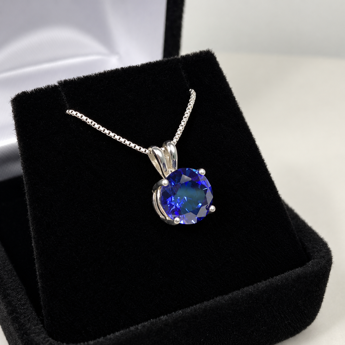 1.5ct Round Tanzanite Solitaire Pendant Necklace
