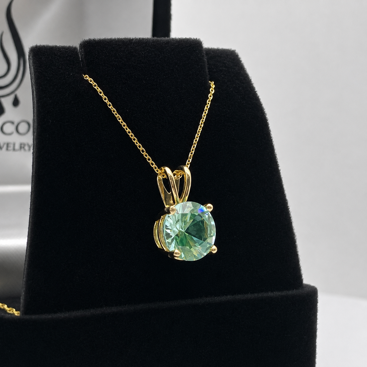 2CT Ice Green Spinel Pendant Necklace | Round Cut Solitaire | Mint Green Gemstone Necklace