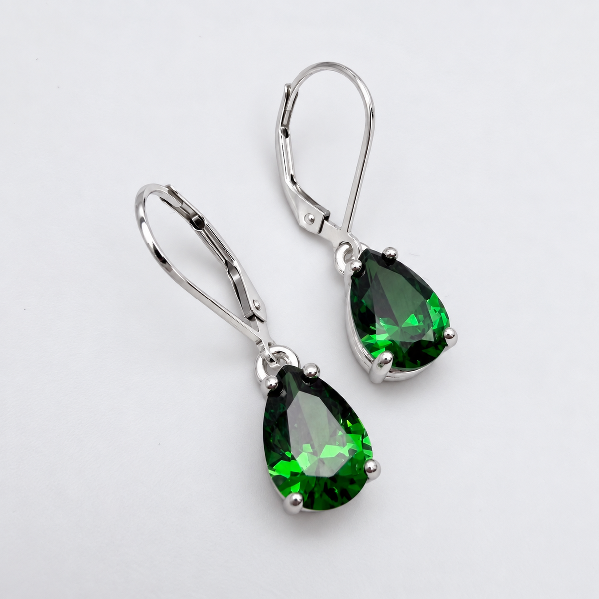 4ctw Pear Cut Emerald Drop Earrings | Solid Gold