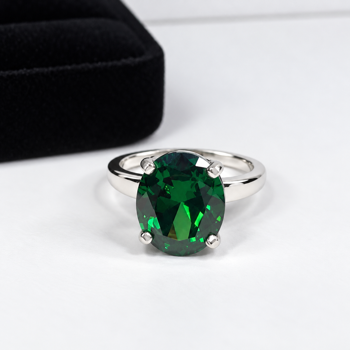 4.5ct Oval Emerald Green Simulated Gemstone Ring