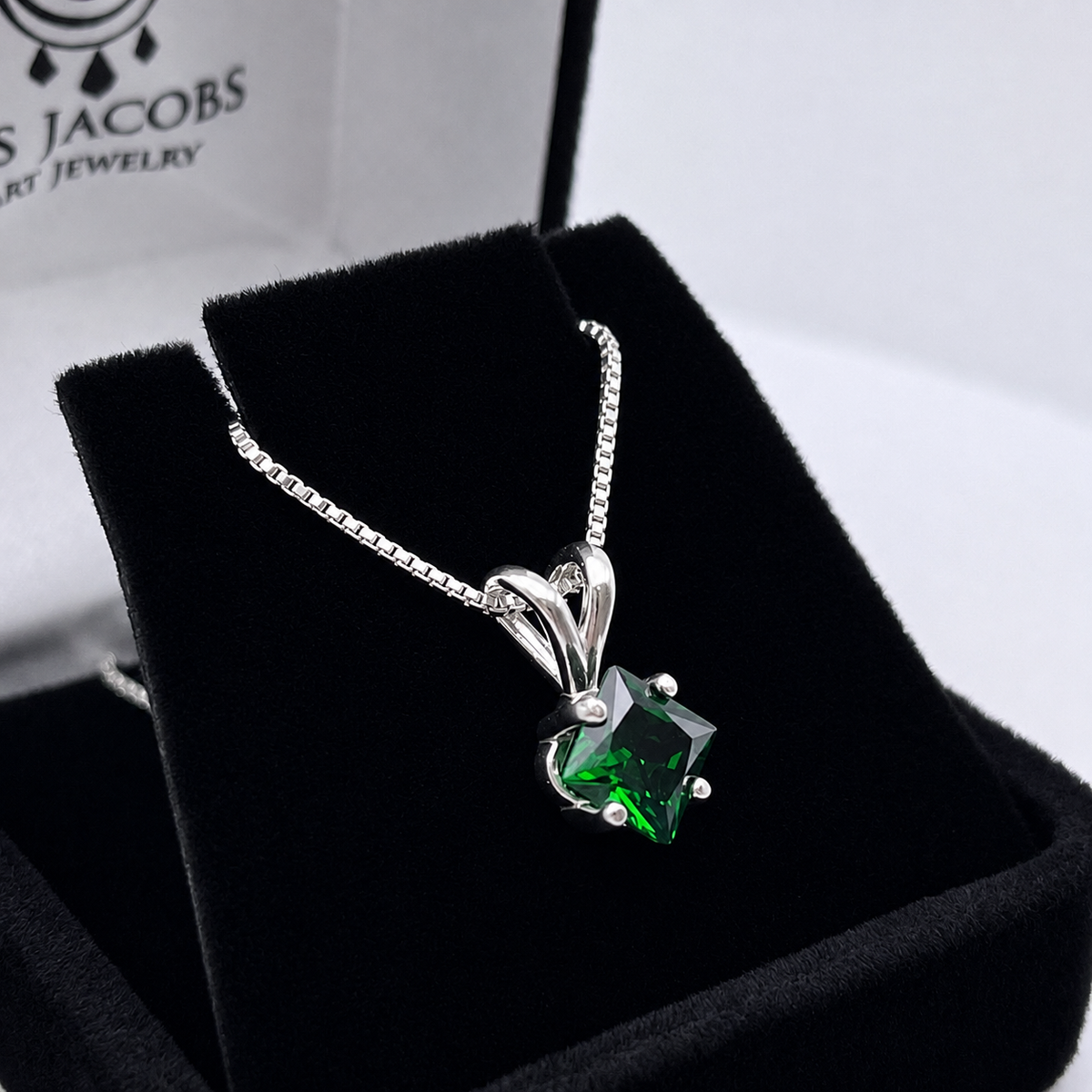 1 Ct Princess Cut Simulated Emerald Solitaire Pendant Necklace