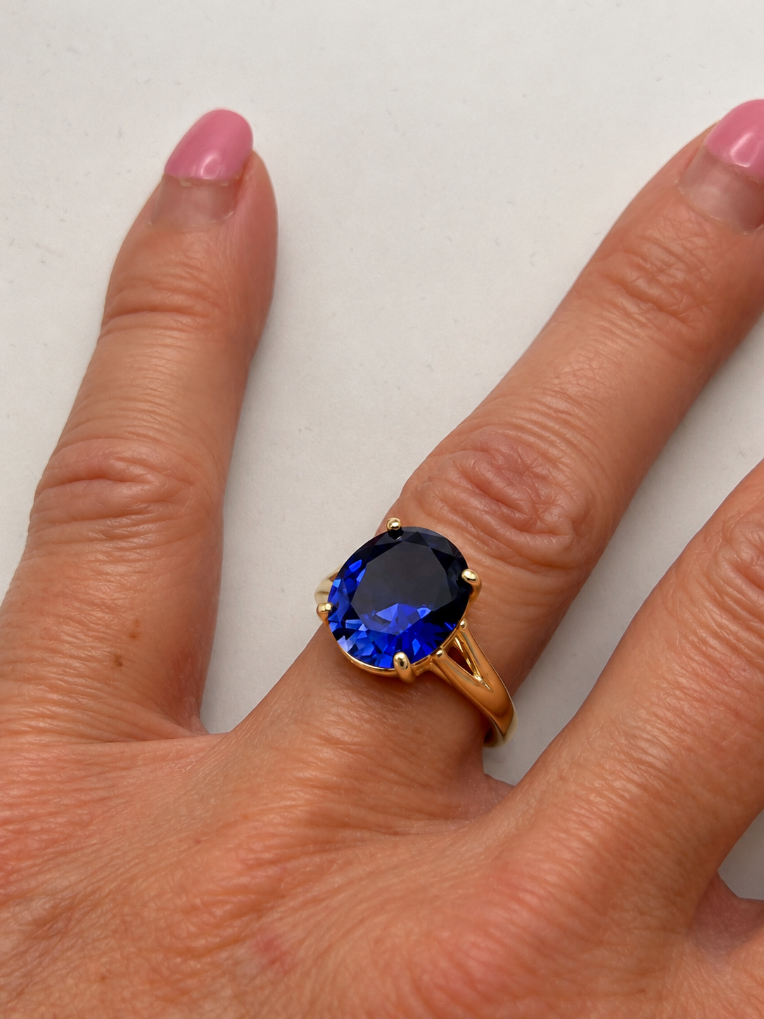 5ct Oval Cut Blue Sapphire Split Shank Ring