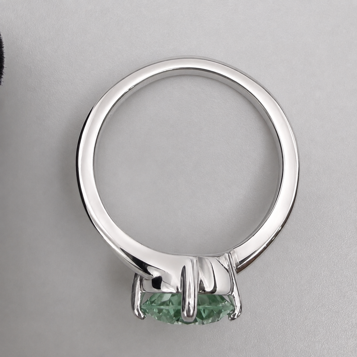 3ct Oval Mint Green Spinel Ring | Split Bypass Solitaire