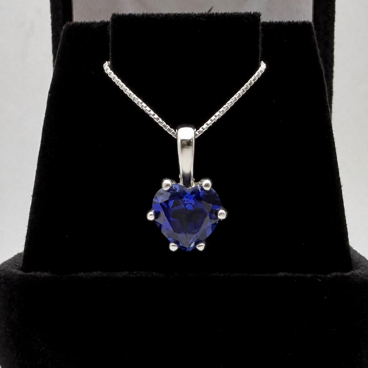 2ct Heart Cut Sapphire Pendant Necklace