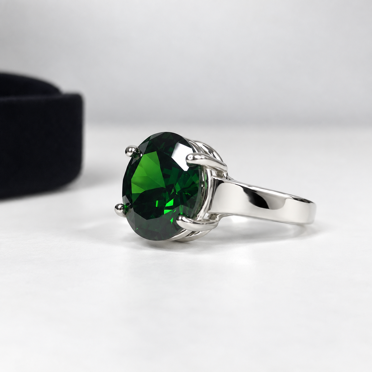 4.5ct Oval Emerald Green Simulated Gemstone Wide Band Ring
