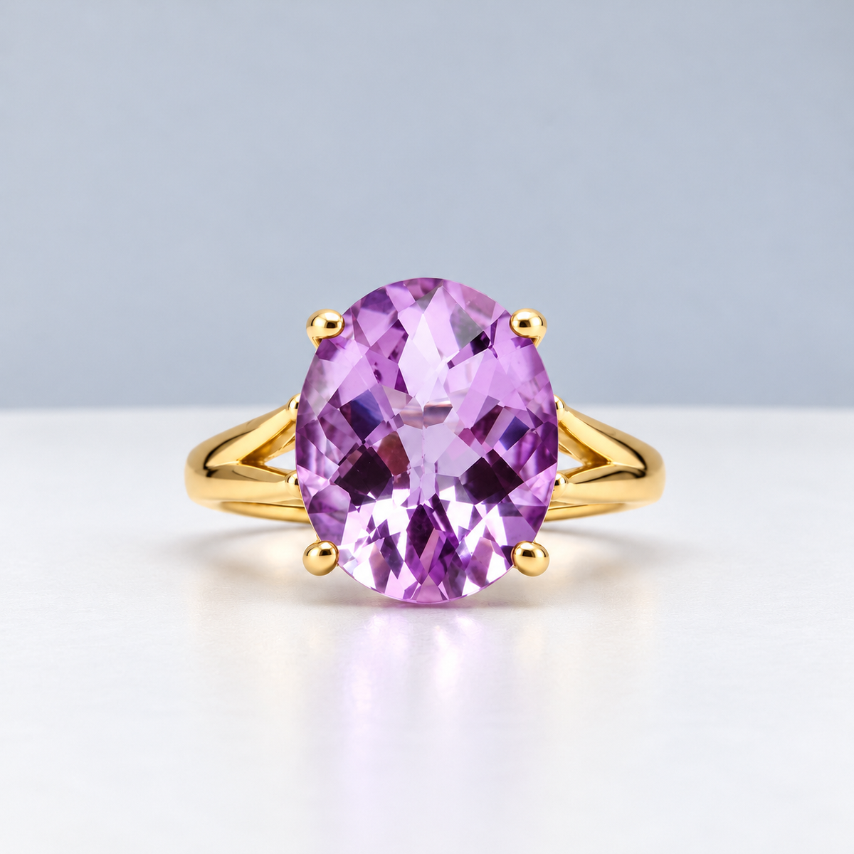 4.5ct Oval Rose de France Amethyst Ring in Solid Gold