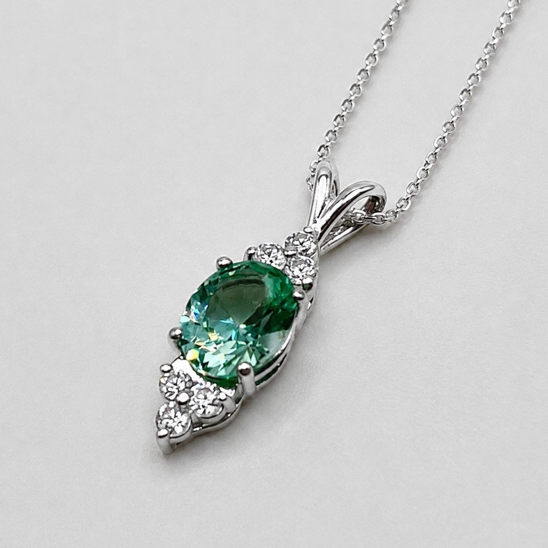 4ctw Mint Green Spinel and White Sapphire Necklace, Vintage Inspired