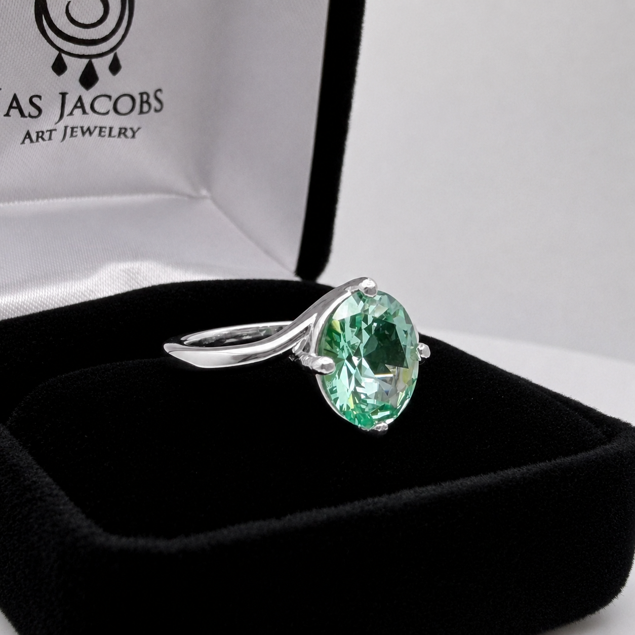 3ct Oval Mint Green Spinel Ring | Split Bypass Solitaire