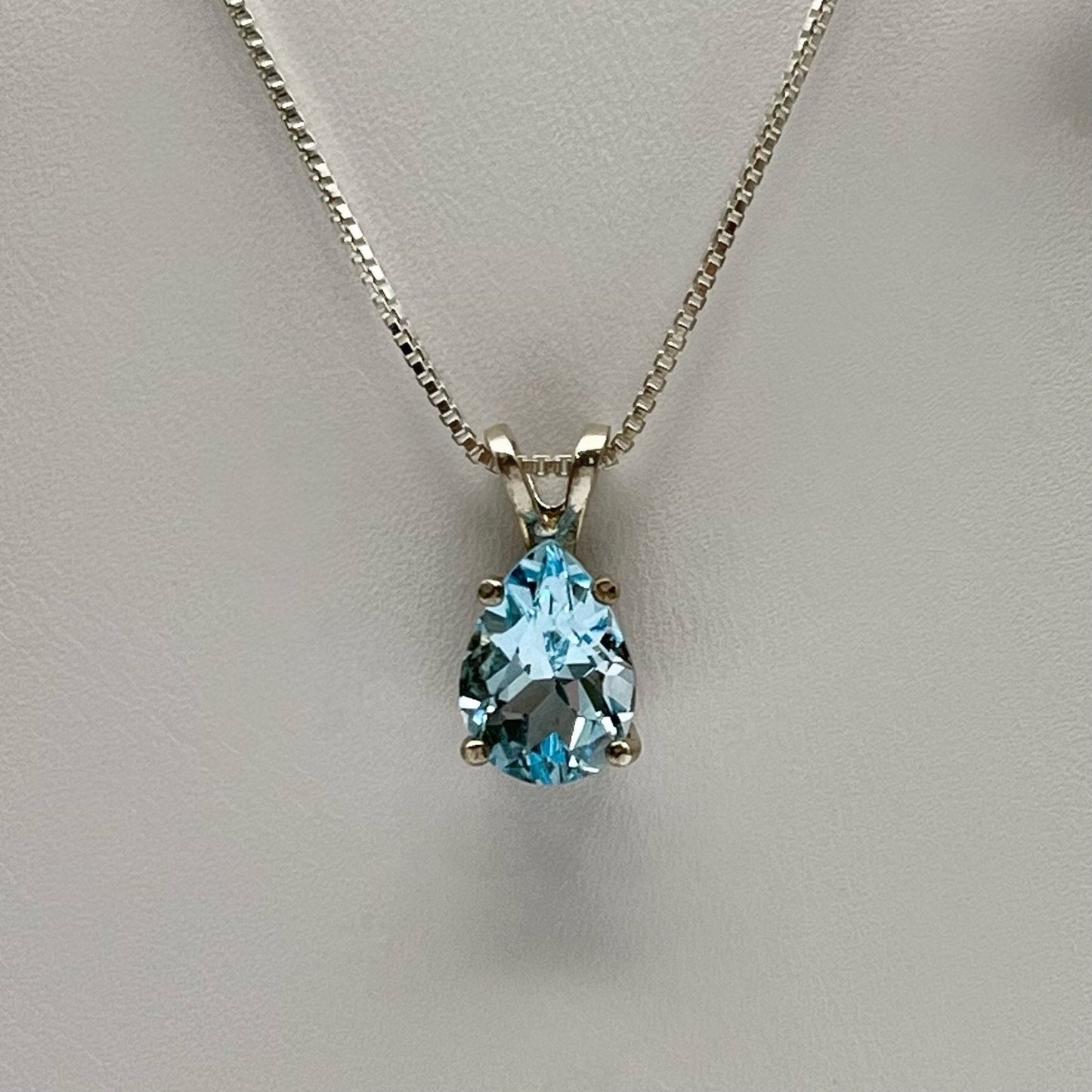 BEAUTIFUL 2.5ct Natural Sky Blue Topaz Necklace 16” 18” Pear Cut Topaz Jewelry Gift Something Blue Ice Birthstone