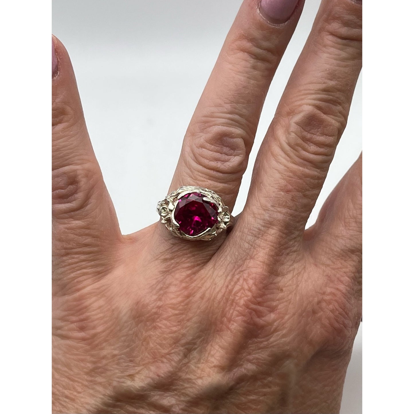 Gorgeous 4ct Lab Grown Ruby Sculptural Ring Size 7