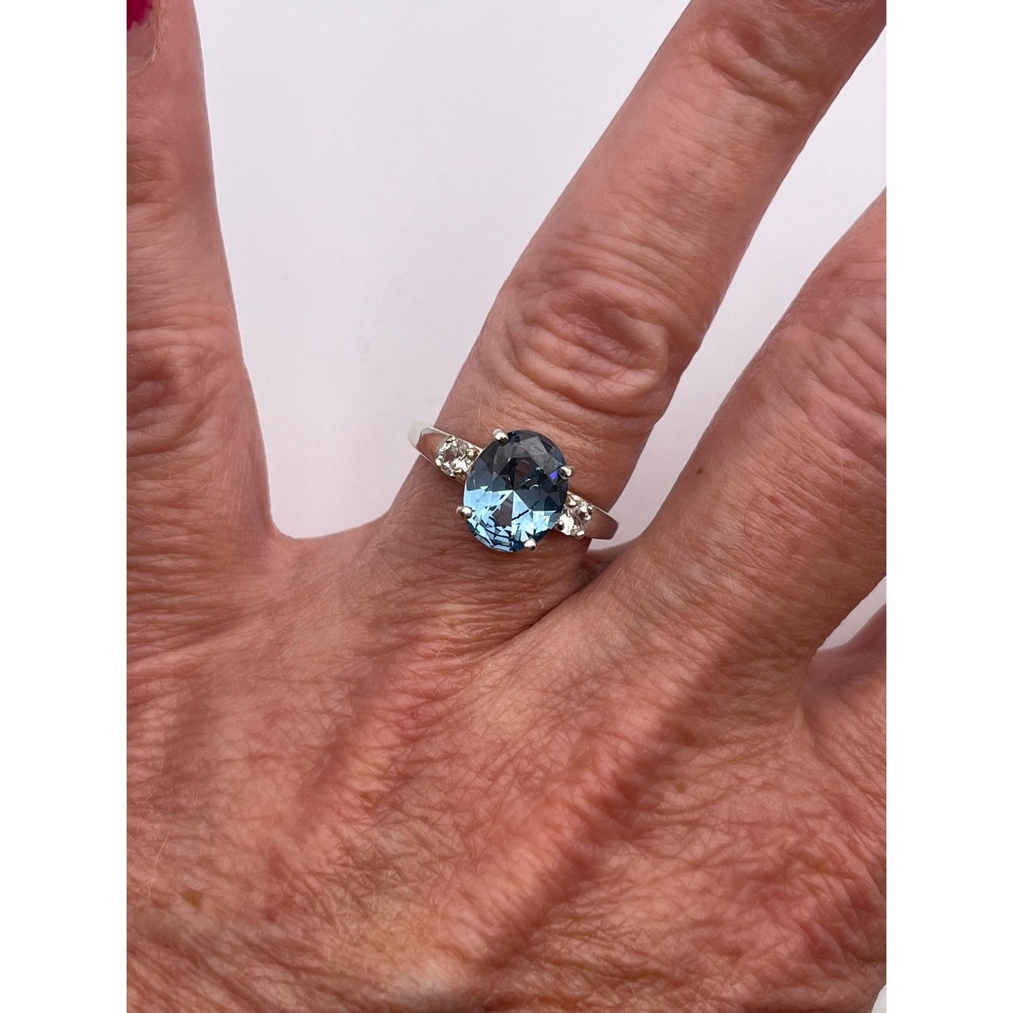 Gorgeous 2.6ct Blue Topaz Ring with White Sapphire accents Size 7