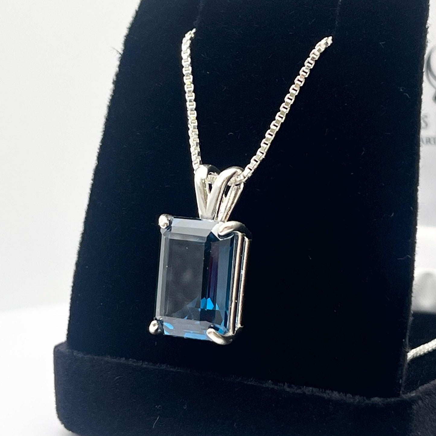 Beautiful 12ct London Blue Spinel Necklace Jewelry Gift London Blue Necklace Topaz Sim